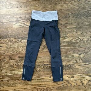 Lululemon Gray Leggings *Cropped - Size 2